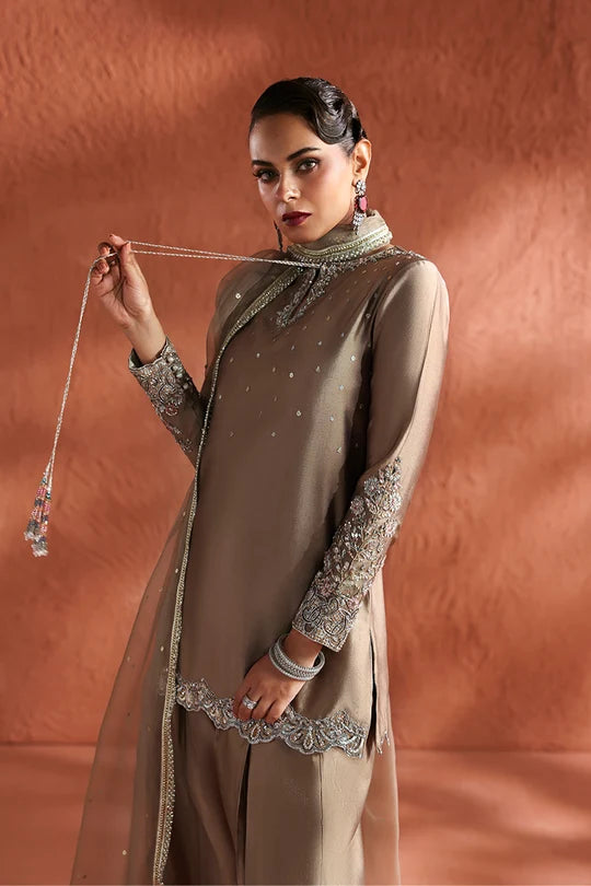 Noor-e-Zar